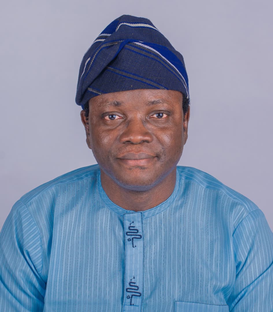 DR. OMOTAYO ONALEYE 